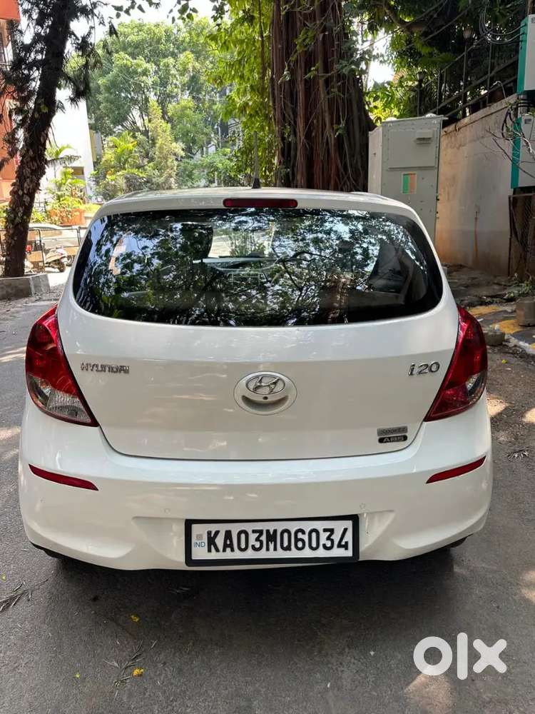 Hyundai I20 2012 Petrol 76747 Km Driven