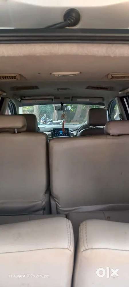Toyota Innova 2.5 V
