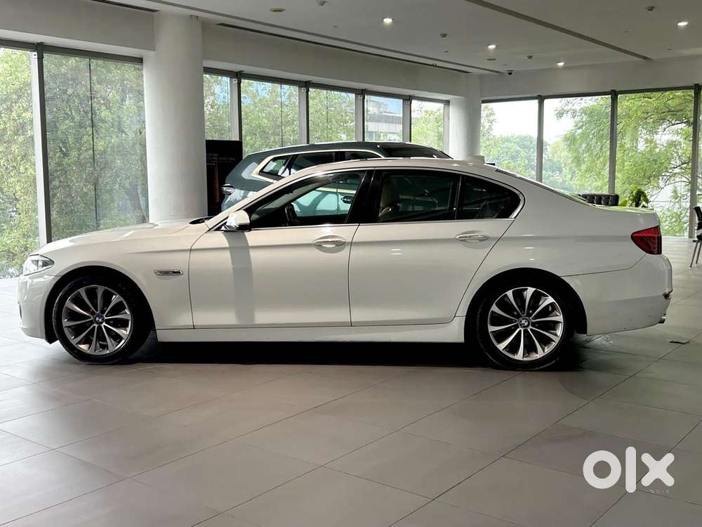 Bmw 5 Series 2.0 520i Luxury Line, 2016, Petrol