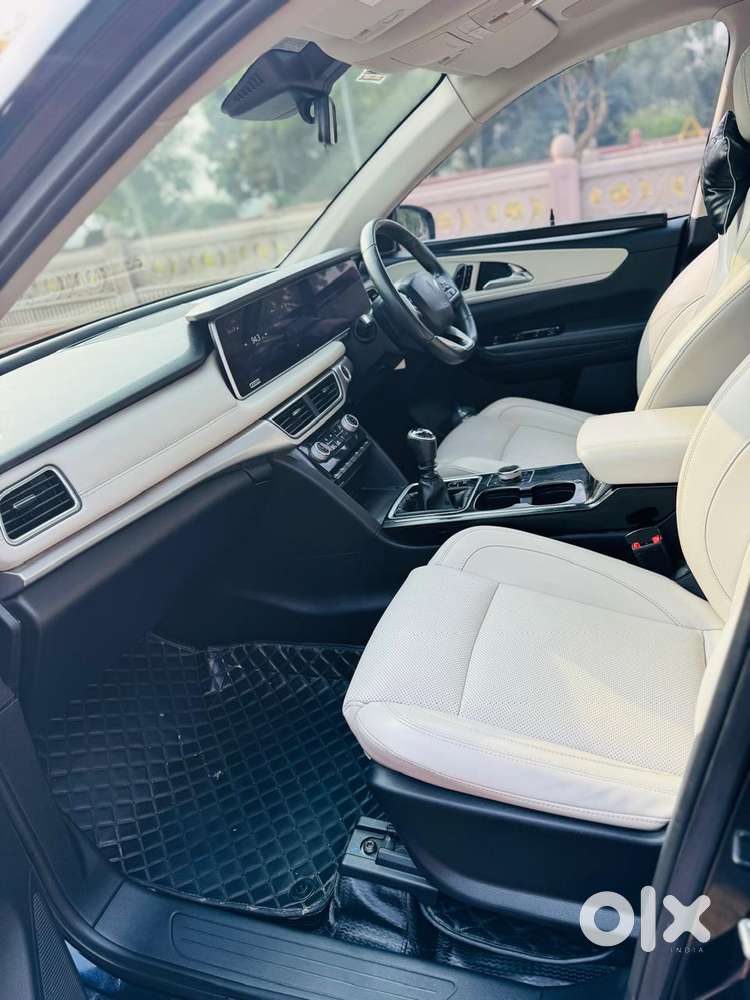 Mahindra Xuv700 2.2 Ax 7 Diesel Mt Str, 2023, Diesel