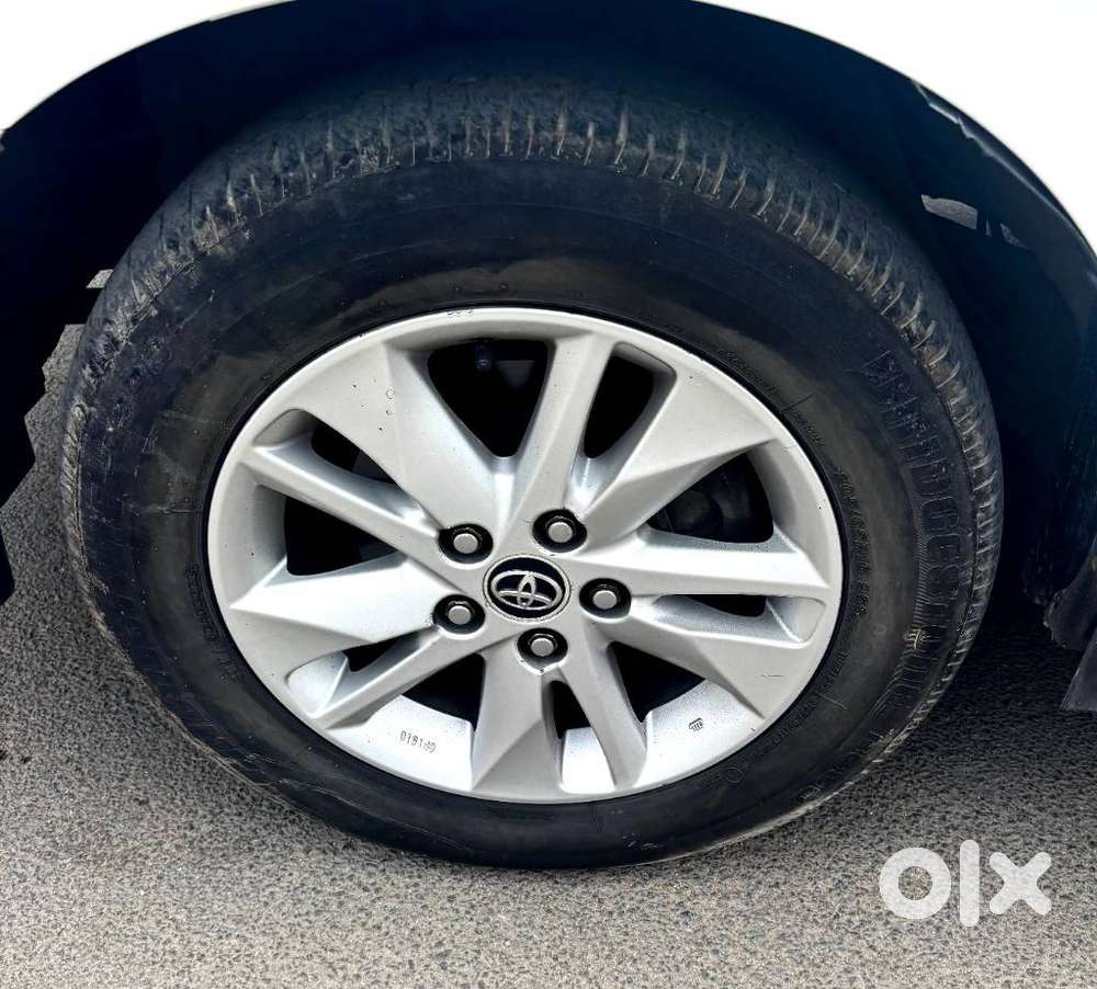 Toyota Innova Crysta 2.4 V, 2017, Diesel