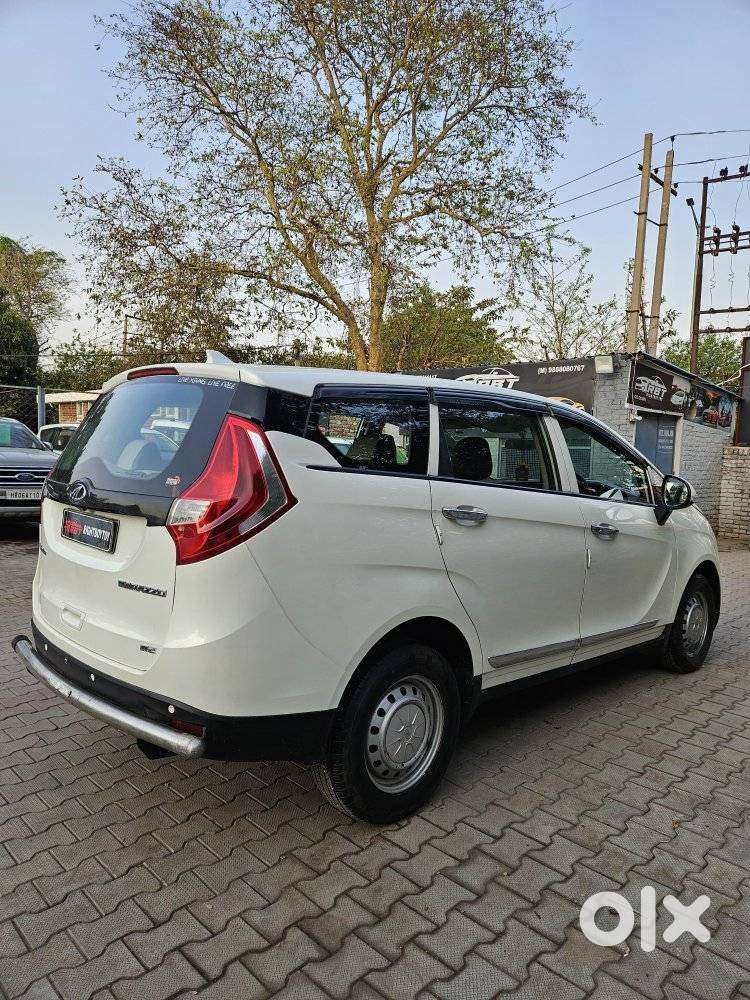 Mahindra Marazzo M2, 2019, Diesel