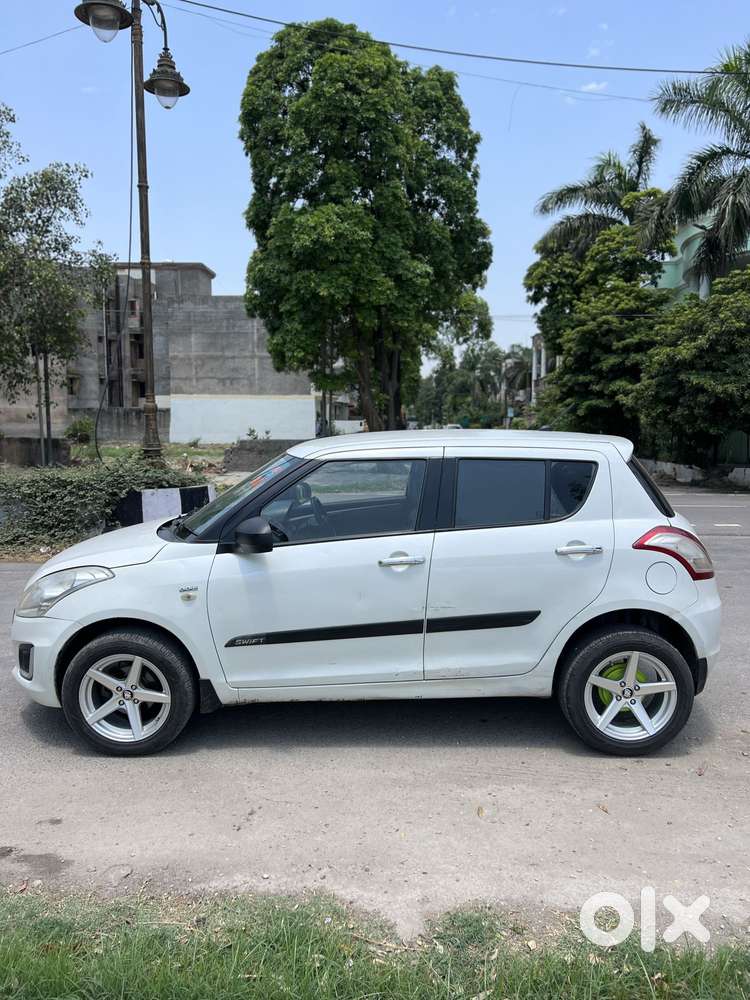 Maruti Suzuki Swift Ldi, 2016, Diesel