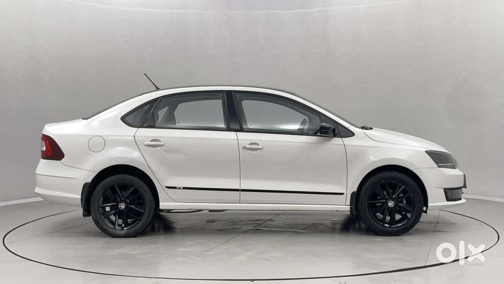 Skoda Rapid Onyx Petrol, 2020, Petrol