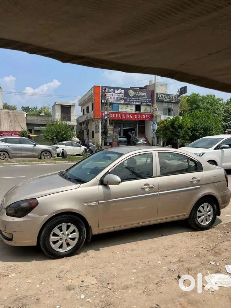 Hyundai Verna 2010