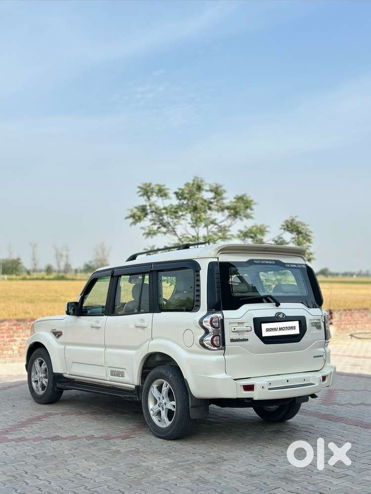 Mahindra Scorpio 2016 Diesel Well Maintained