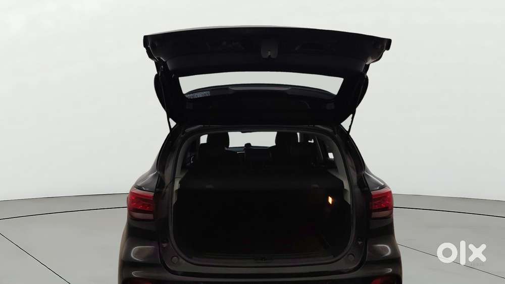 Mg Astor 1.5 Savvy Cvt S Red, 2021, Petrol