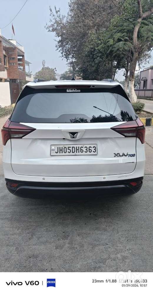 Mahindra Xuv700 2.2 Ax 3 Diesel At 5 Str, 2023, Diesel