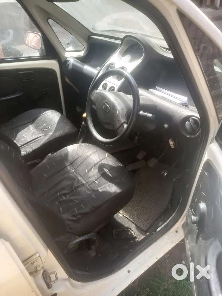 Tata Nano 12 Ka Model Petrol Jyada Piti Hai