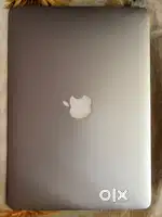 Macbook Air  purchased 2021 (with Box ) 2017 Model