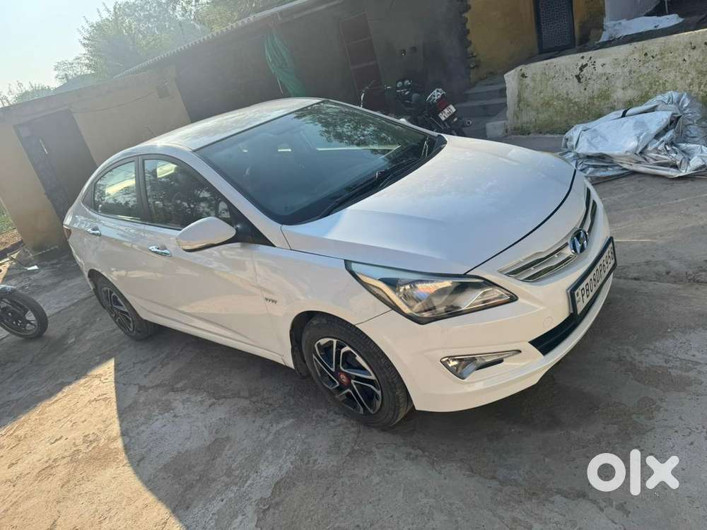 Hyundai Verna Petrol 2017