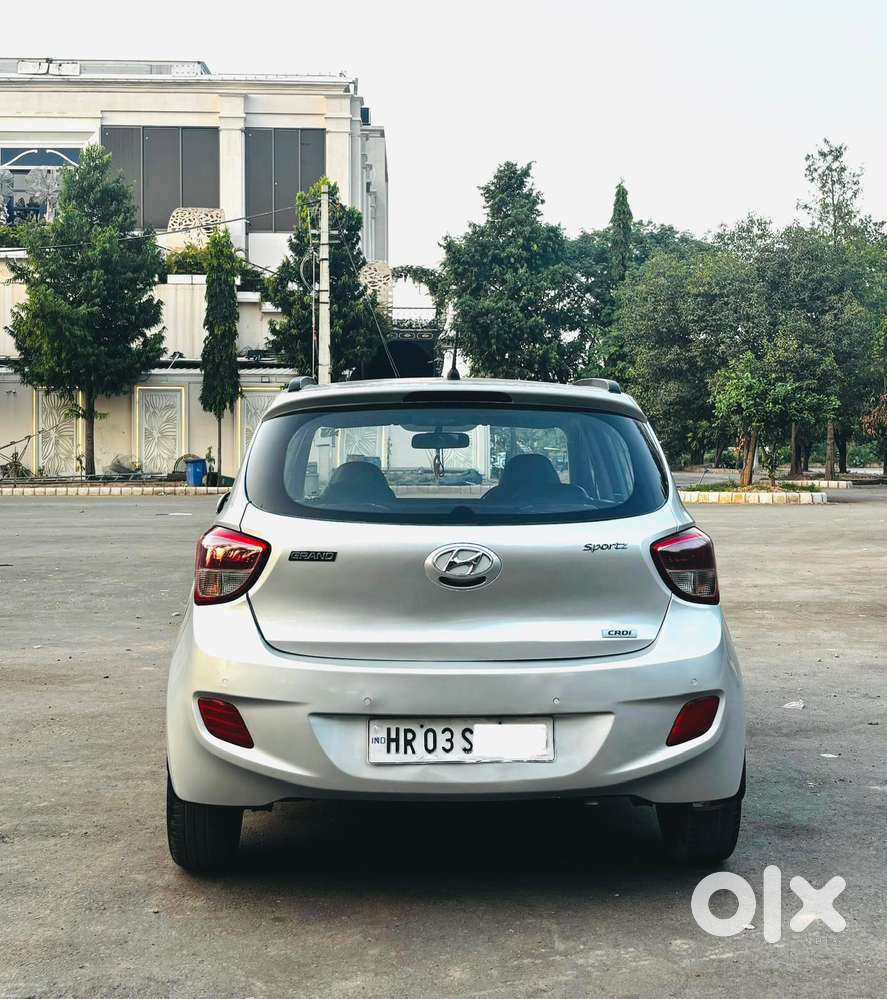 Hyundai Grand I10 1.2 Crdi Sportz Option, 2015, Diesel