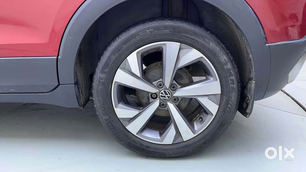Volkswagen Taigun Topline 1.0 Tsi At (electric Seats), 2022, Petrol