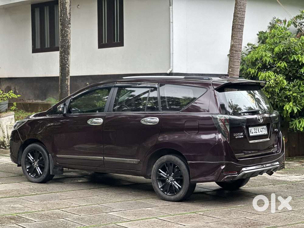 Toyota Innova Crysta Zx 2.4 Diesel 7 Seater, 2016, Diesel