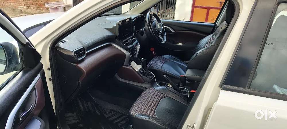 Maruti Suzuki Grand Vitara 2023 Cng & Hybrids 150000 Km Driven