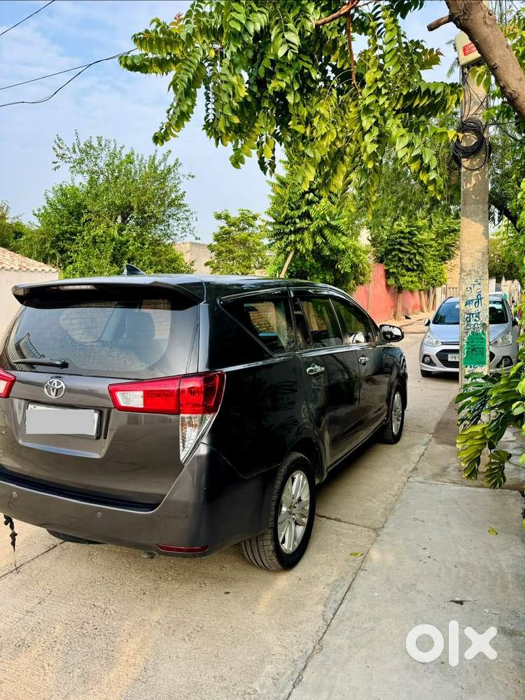 Toyota Innova Crysta Diesel 2016 Dec Registration 2017