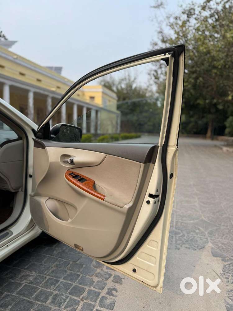 Toyota Corolla Altis