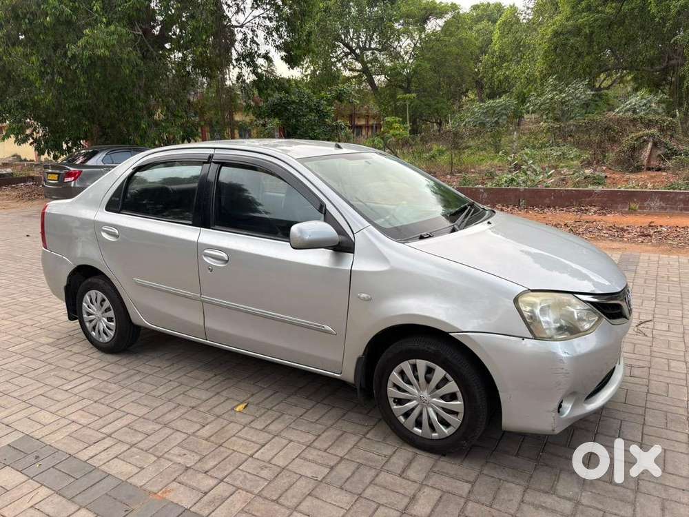 Toyota Etios 2011 Petrol 102204 Km Driven