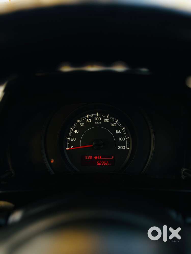 Maruti Suzuki Swift Lxi Option, 2023, Petrol