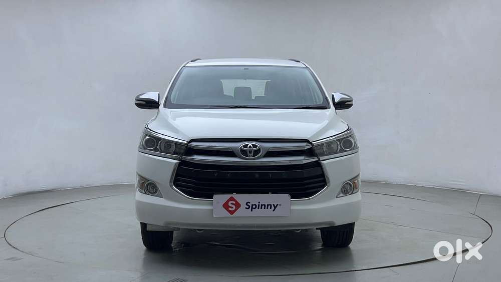 Toyota Innova Crysta 2.8 Zx At 7 Seater, 2016, Diesel