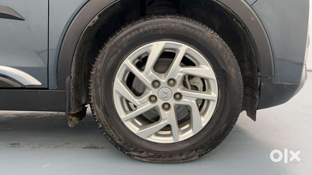 Mahindra Xuv300 W8 Diesel, 2023, Diesel