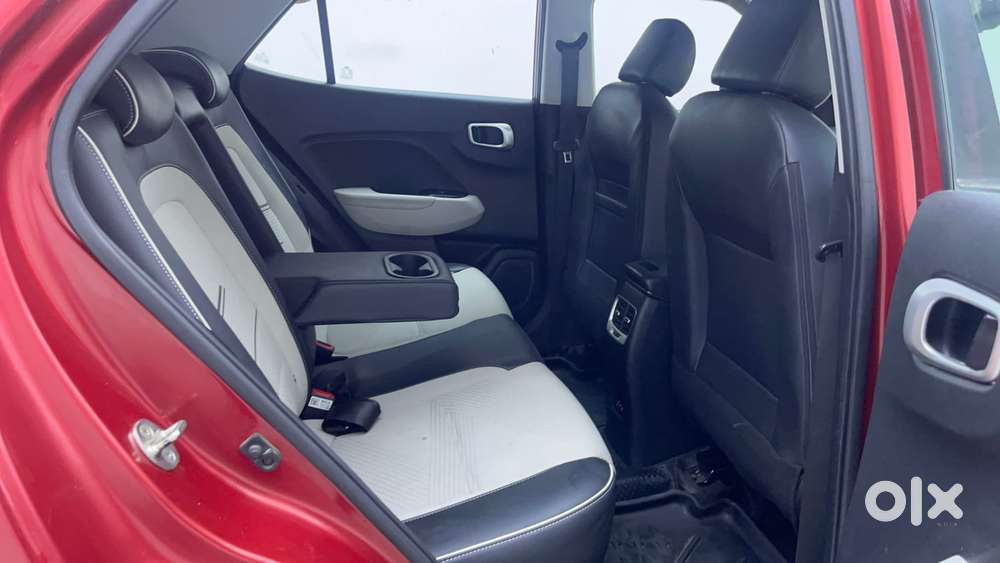 Hyundai Venue 1.0 Sx (o) Turbo Dct, 2022, Petrol
