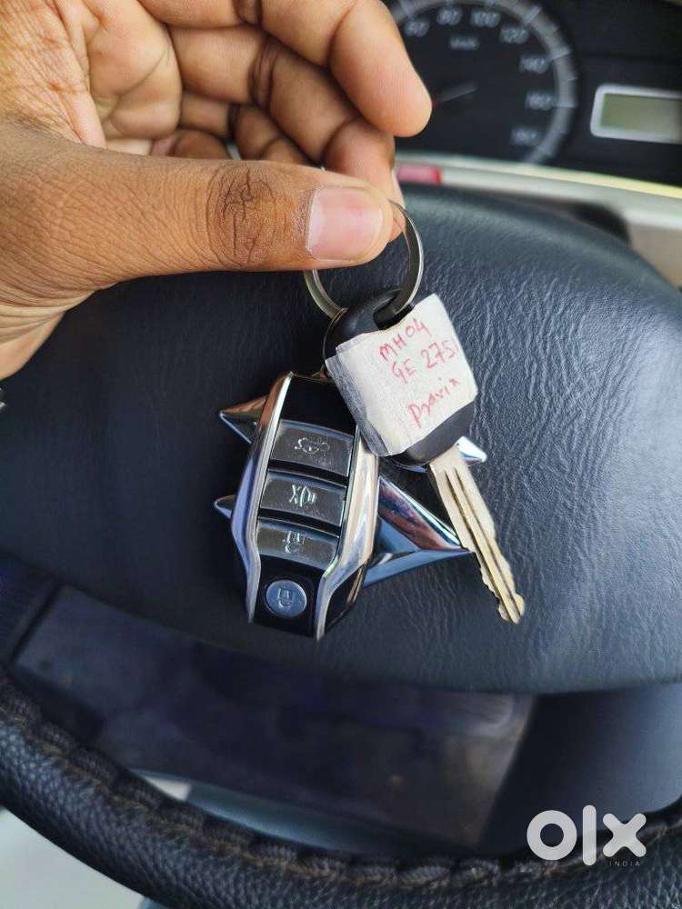 Maruti Suzuki Eeco 5 Str Ac (o), 2013, Petrol