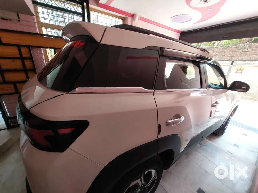 Maruti Suzuki Brezza 2024 Petrol 35000 Km Driven