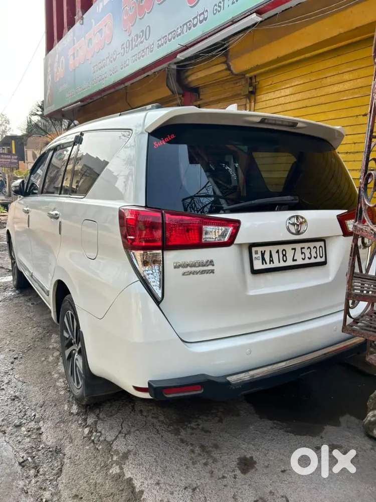Toyota Innova Crysta 2018 Diesel Well Maintained