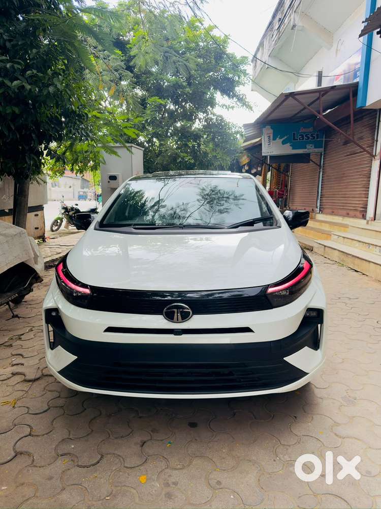 Tata Altroz 2026 Cng & Hybrids 16000 Km Driven
