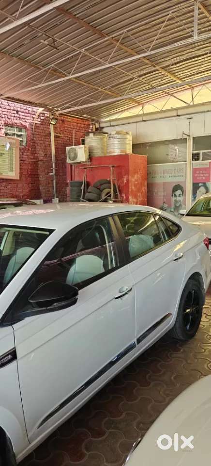 Skoda Slavia Ambition 1.0l Tsi Mt, 2023, Petrol