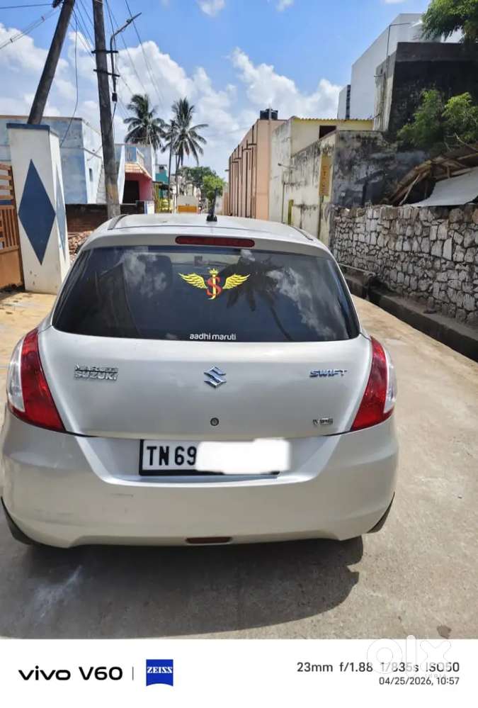 Maruti Suzuki Swift 2015 Diesel 79000 Km Driven