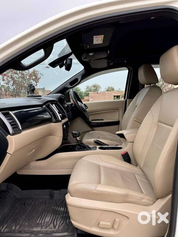 Ford Endeavour Titanium 4x2, 2021