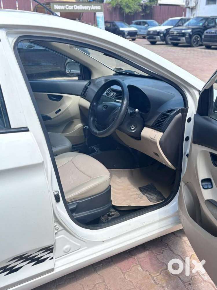 Hyundai Eon Era +, 2017, Petrol