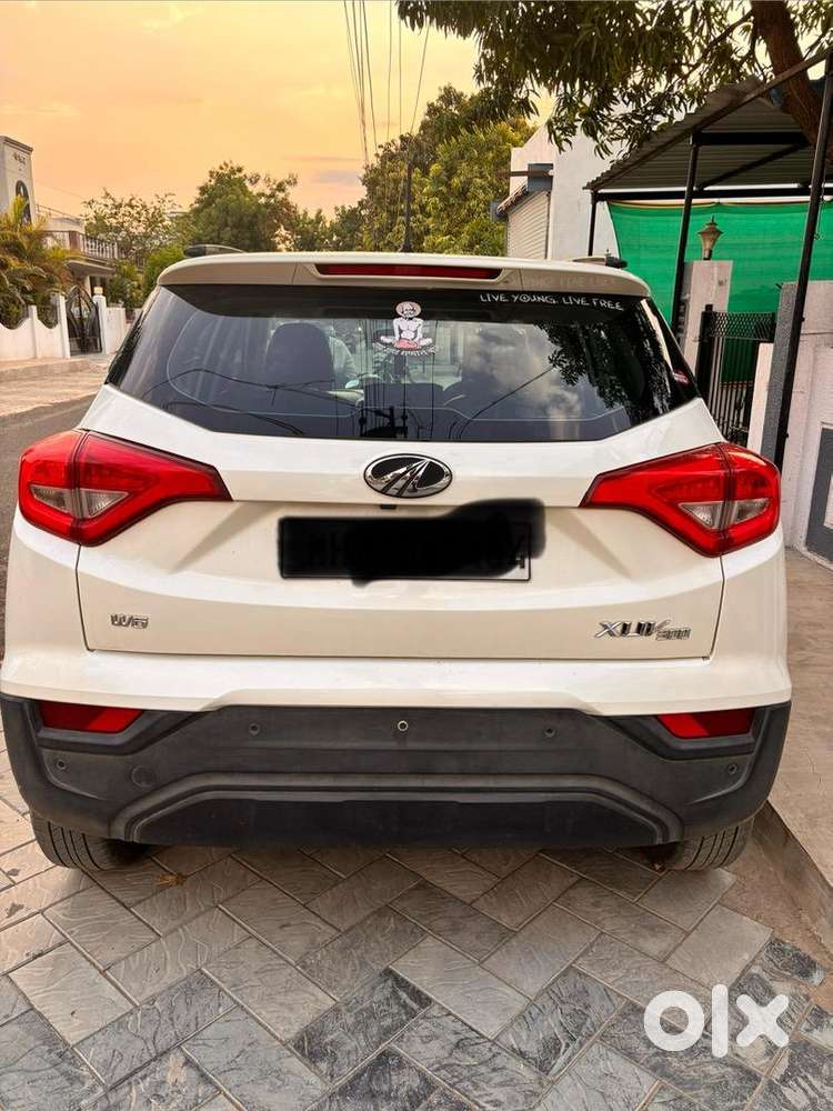 Mahindra Xuv300 Petrol 2020 Single Handed 1st Owner Family Used Only