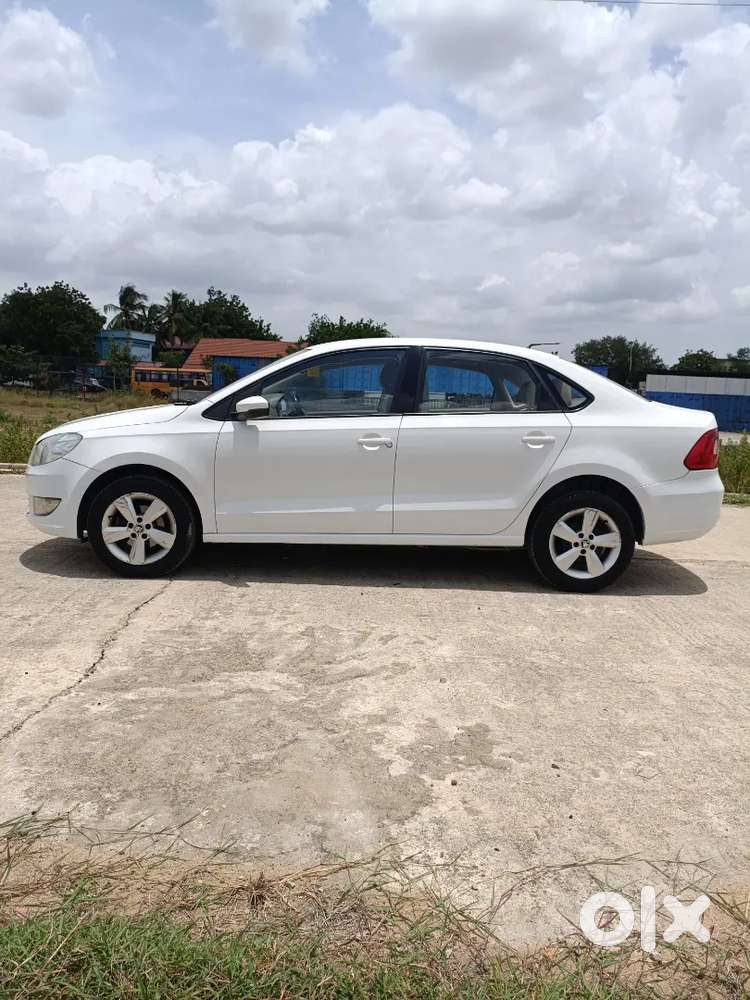 Maruti Suzuki Swift Dzire Zdi + Amt Automatic
