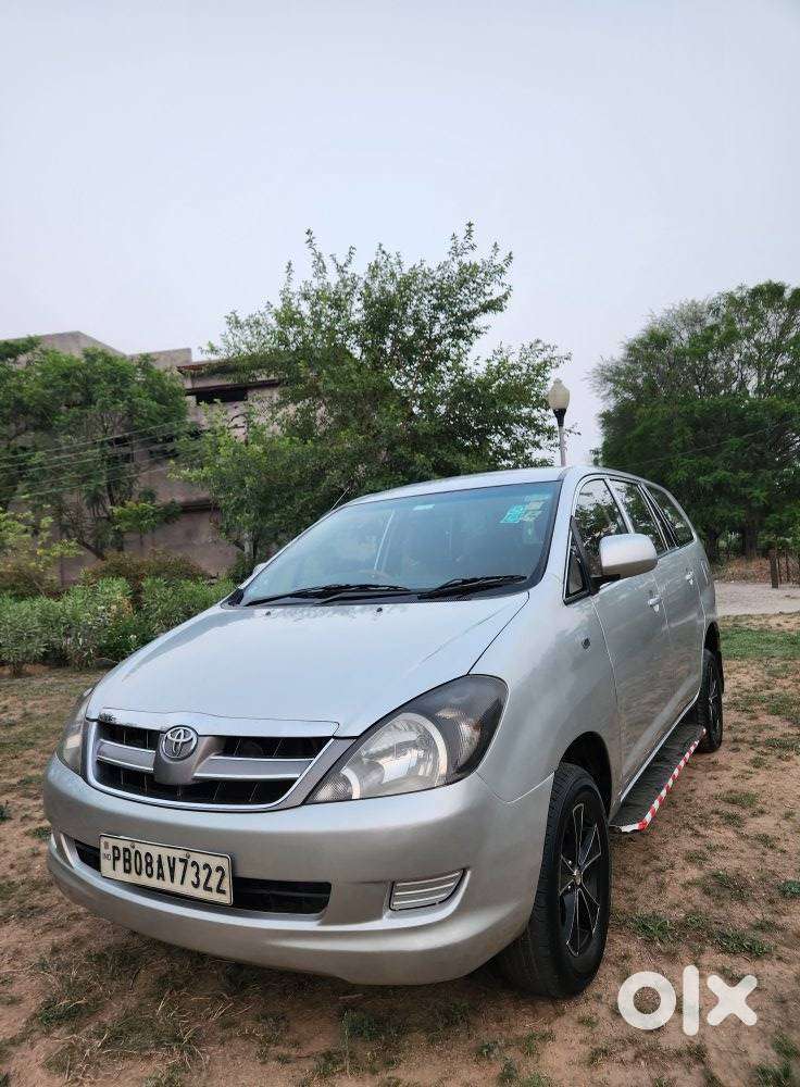 Toyota Innova 2.5 Ev (diesel) Ms 8 Seater Bs Iv, 2006, Diesel