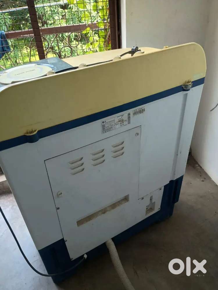 LG Washing semi automatic