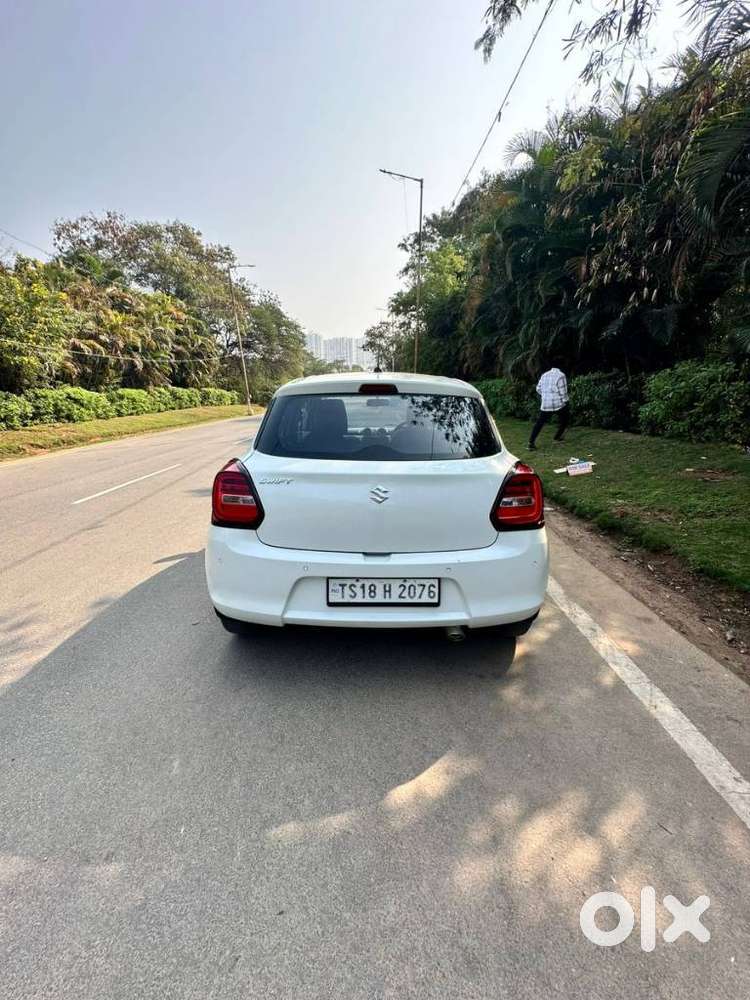 Maruti Suzuki Swift 2018 Vxi, 2022, Petrol