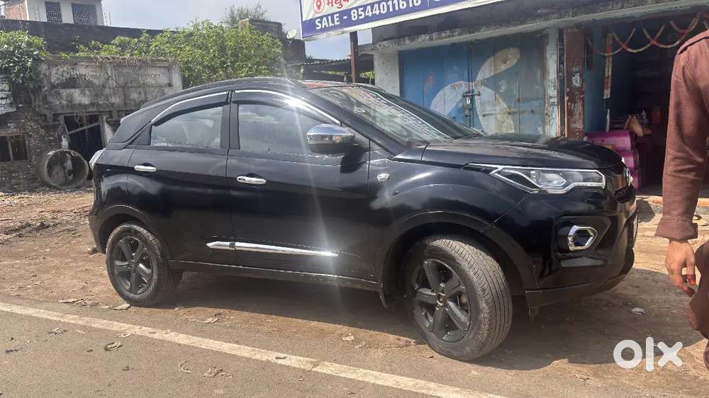Pristine Tata Nexon Xz Plus Dark Edition 1.2 Litre Revotron