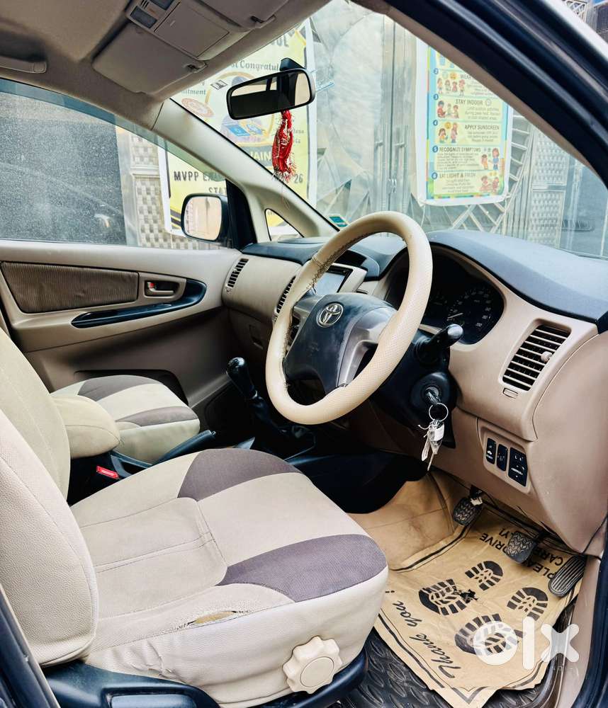 Toyota Innova 2.5 Gx 8 Seater Limited Edition, 2015, Diesel