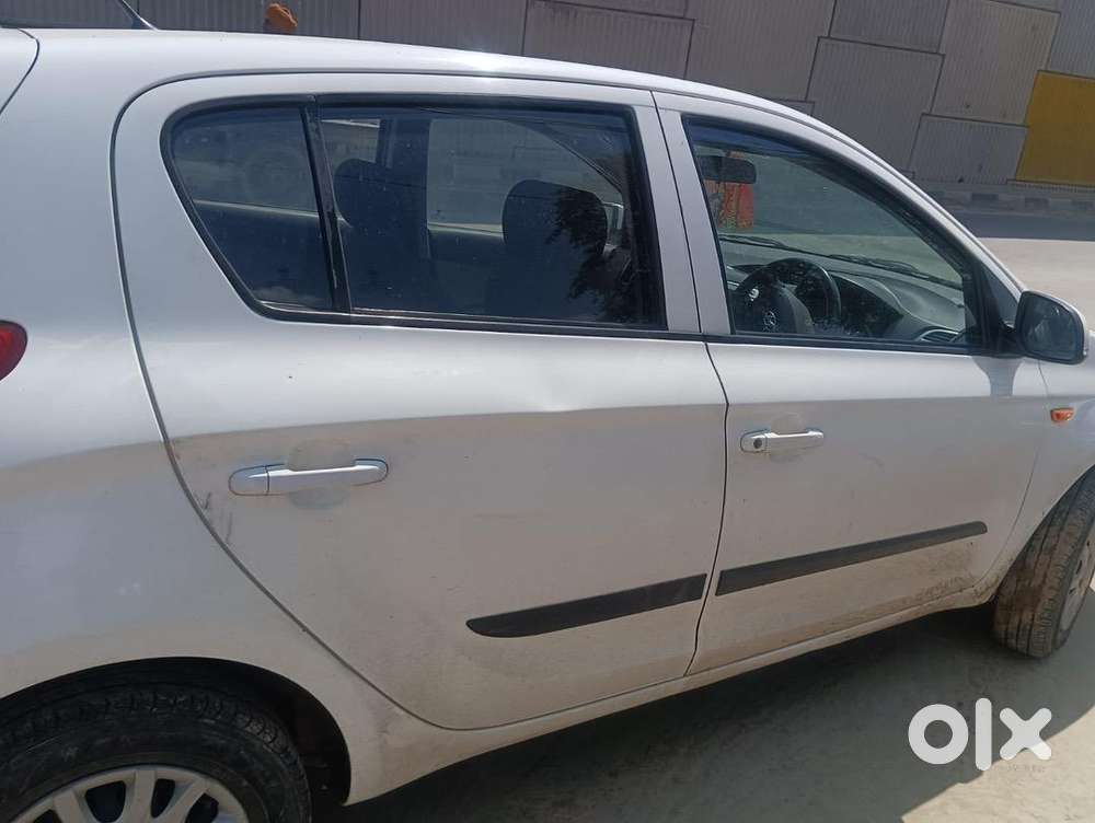 Genuine 52000 Km Driven With Ambient Lighting Installed