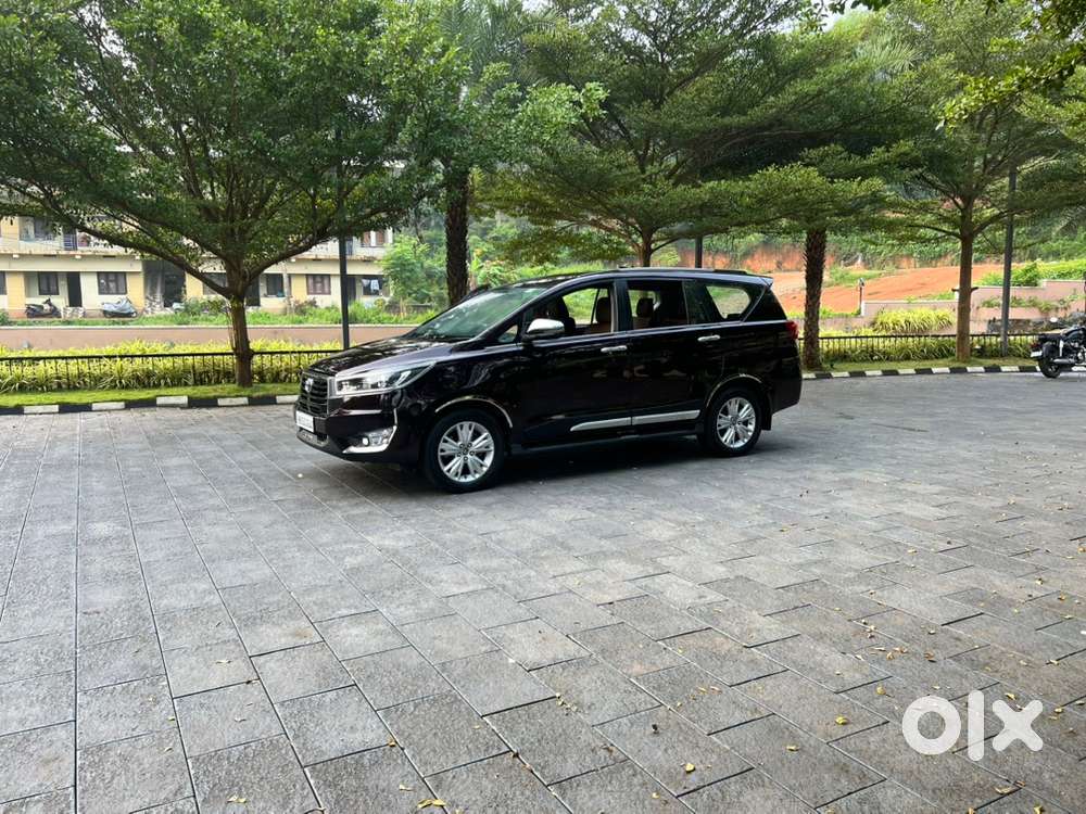 Toyota Innova Crysta 2018