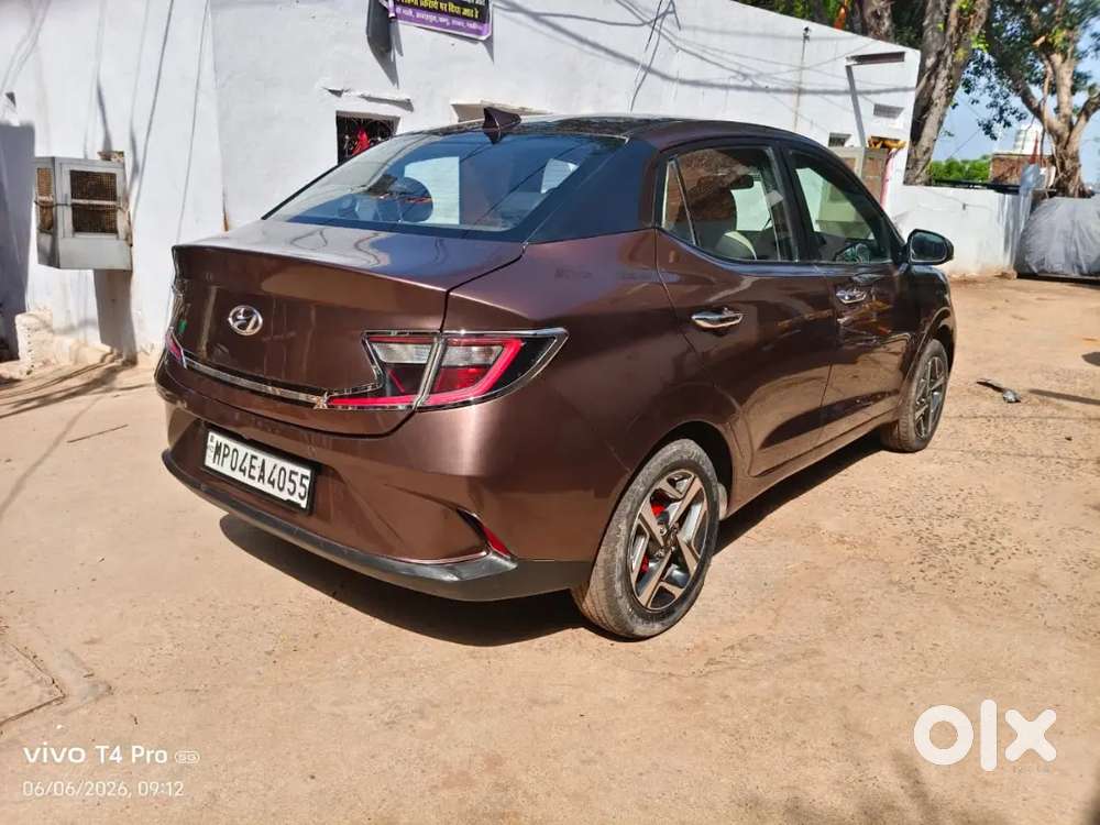 Hyundai Aura Top Model