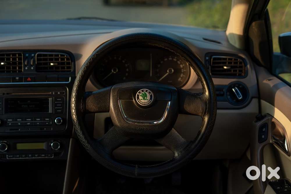 Skoda Rapid 1.6 Tdi 2012 Diesel Car