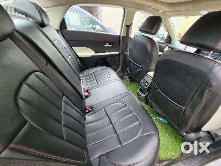Hyundai Verna 1.5 Sx Petrol Mt, 2023, Petrol