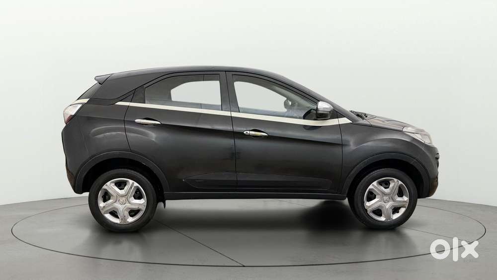 Tata Nexon 1.2 Revotron Xe, 2018, Petrol