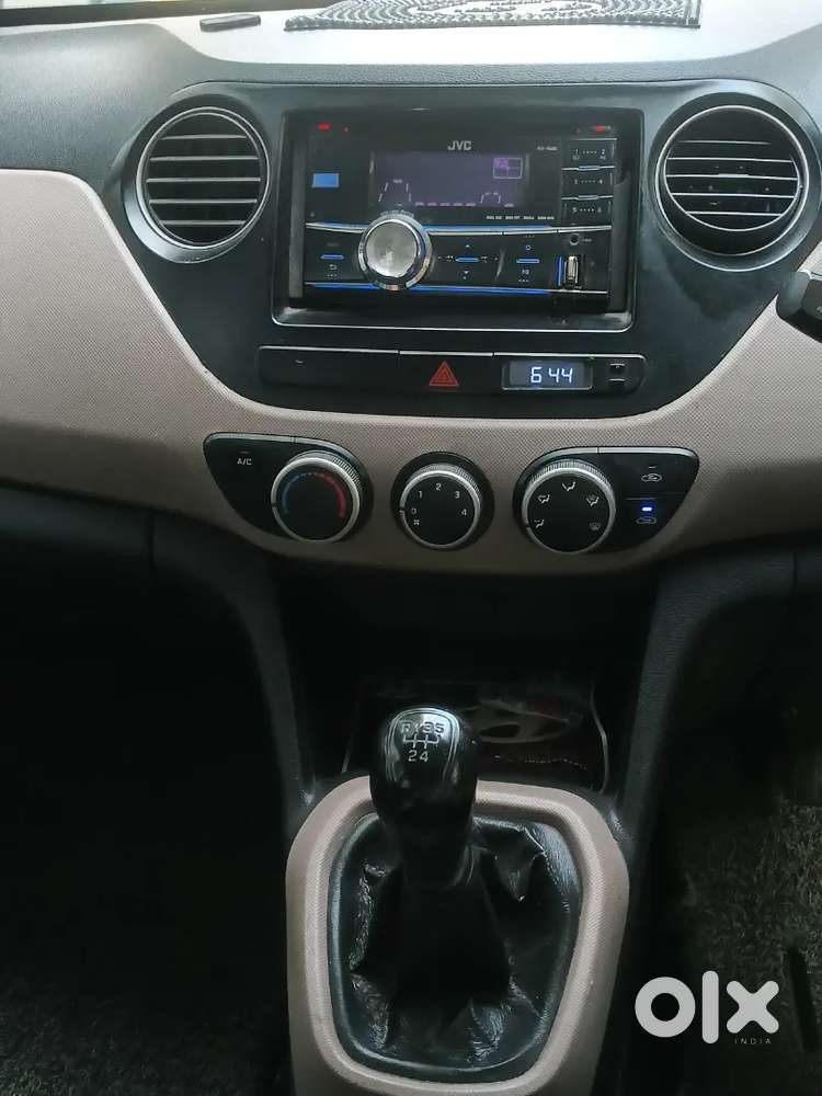 Hyundai Grand I10 2014 Variant Urgent Sell