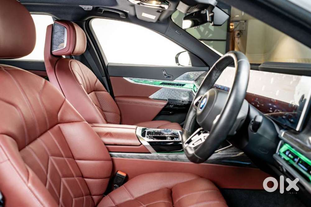 Bmw I7 Xdrive60, 2025, Electric