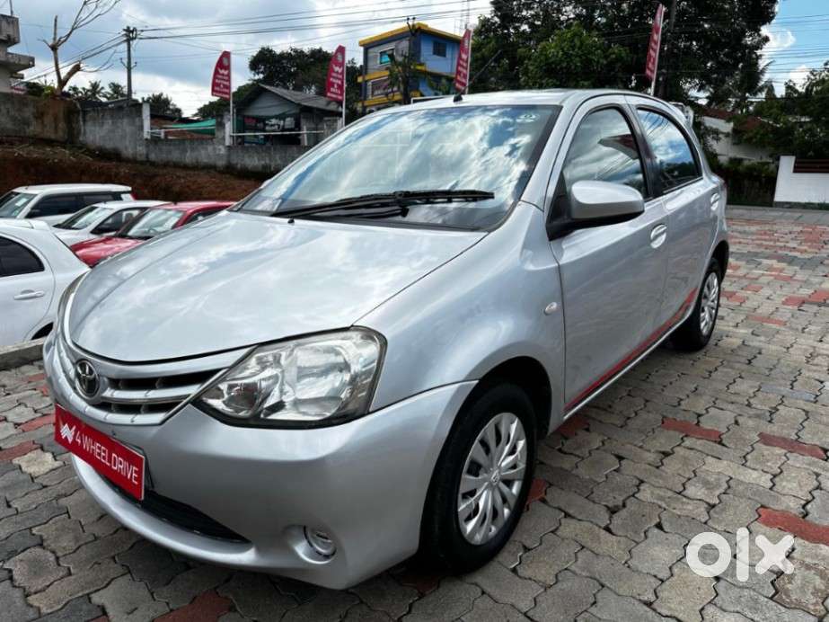 Toyota Etios Liva 2013-2014 G, 2014, Petrol